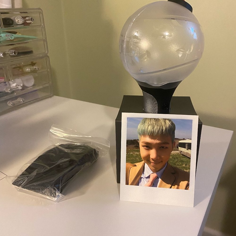 COPY - BTS OFFICIAL LIGHT STICK VER.2 FROM BOSTON CONCERT 2017